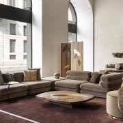 fendi-casa-kolekcija-2026 Interier Fendi Casa kolekcije 2026 z modularnim pohištvom in izrazito barvno paleto